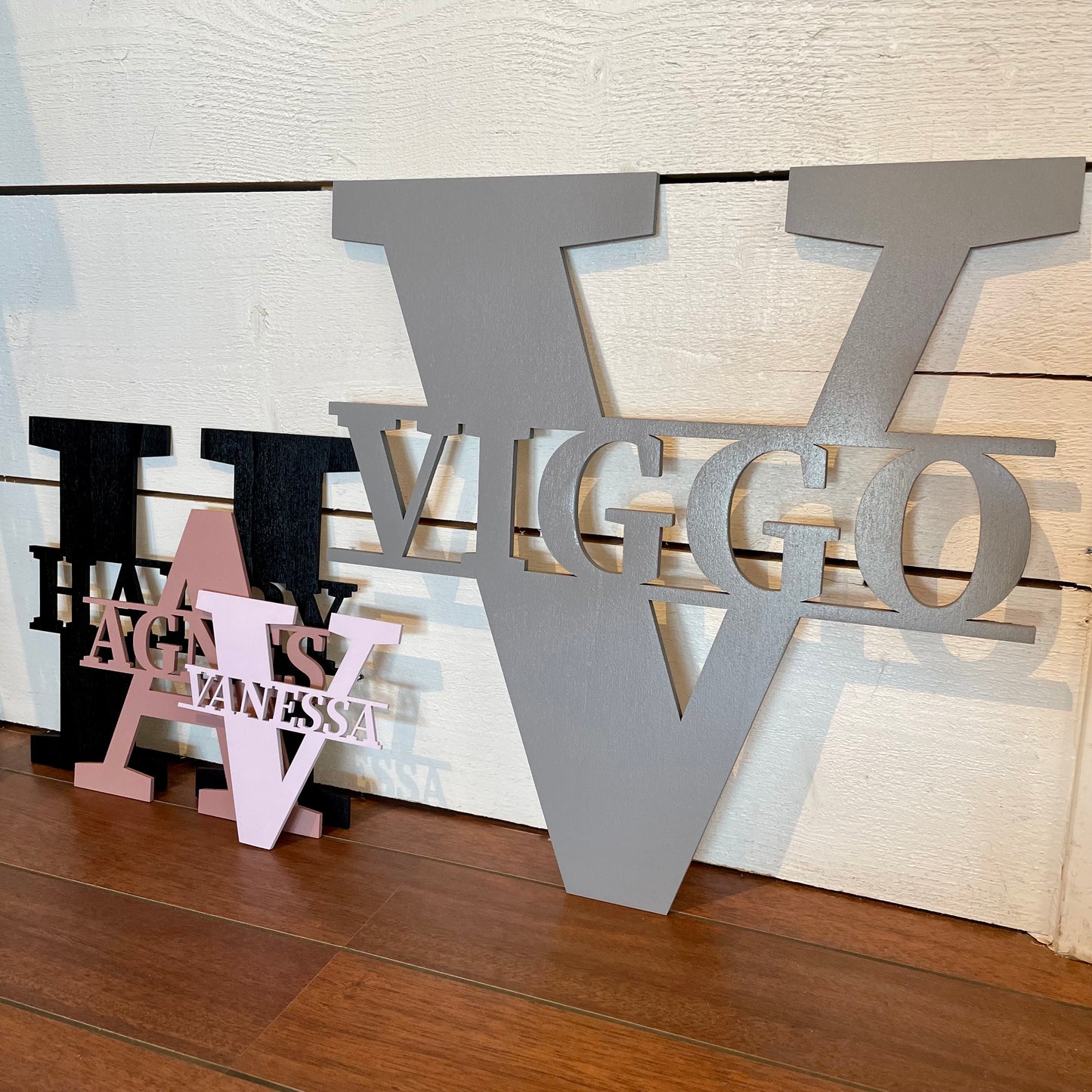 Tidlös Personlig Väggbokstav